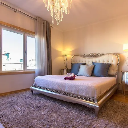 Expo Luxurious By Homing